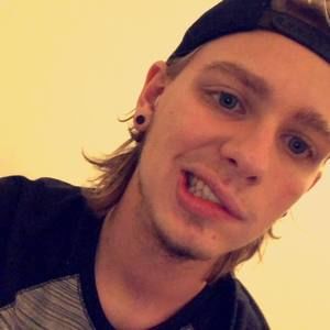 Meet your Posher, Lance